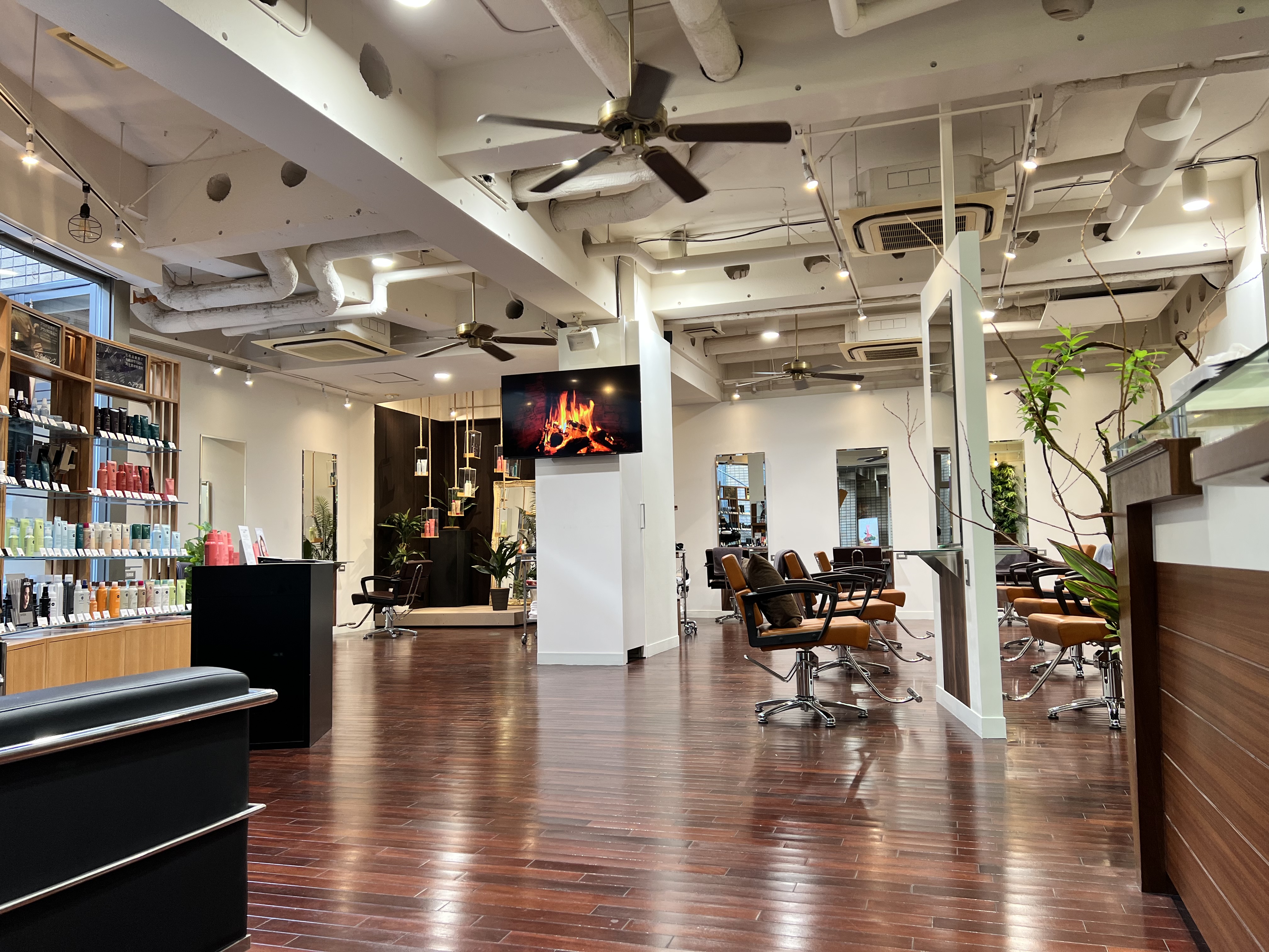 aveda店内